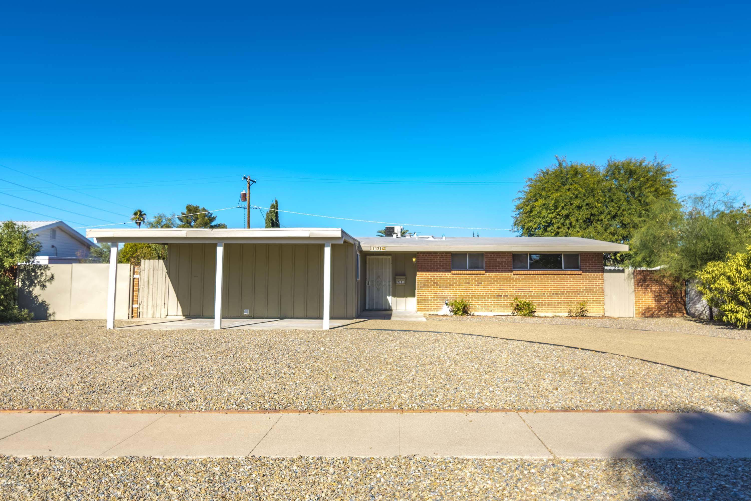 7121 E 19th Street, Tucson, AZ 85710