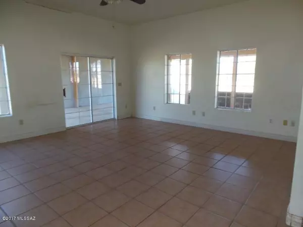 Benson, AZ 85602,1325 E Forrest Lane