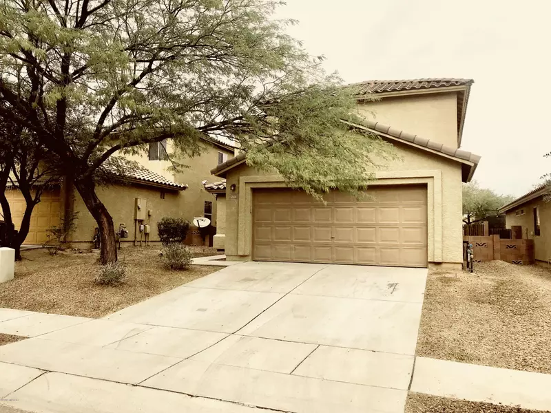 446 W Cedar Chase Drive, Green Valley, AZ 85614