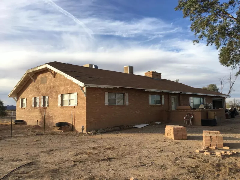 15430 W Manville Road, Marana, AZ 85653
