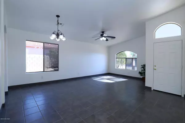 Tucson, AZ 85747,7554 S La Palma Court