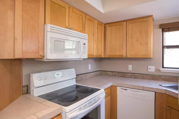 Tucson, AZ 85718,6651 N Campbell Avenue #181