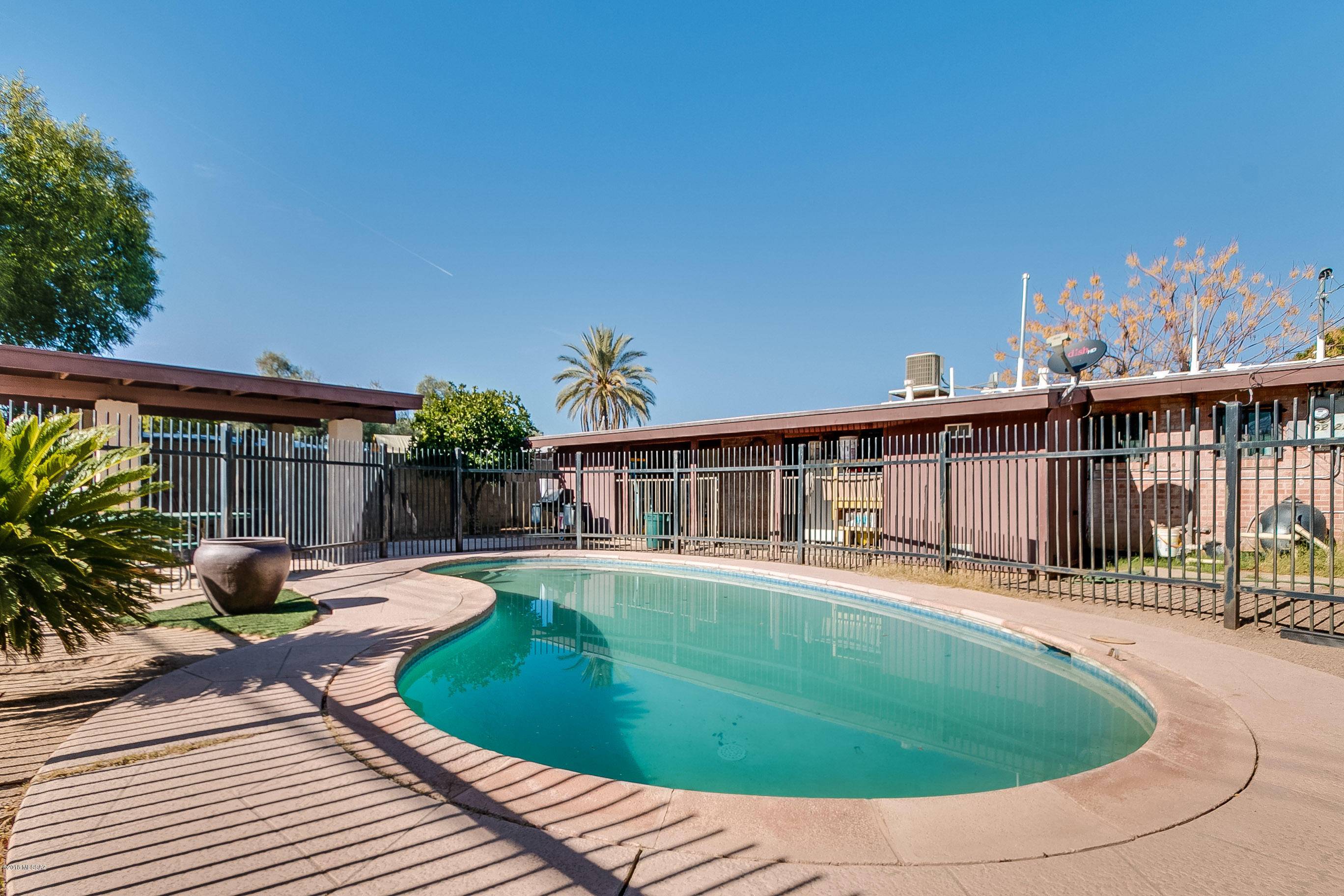 Tucson, AZ 85711,6222 E 20th Street