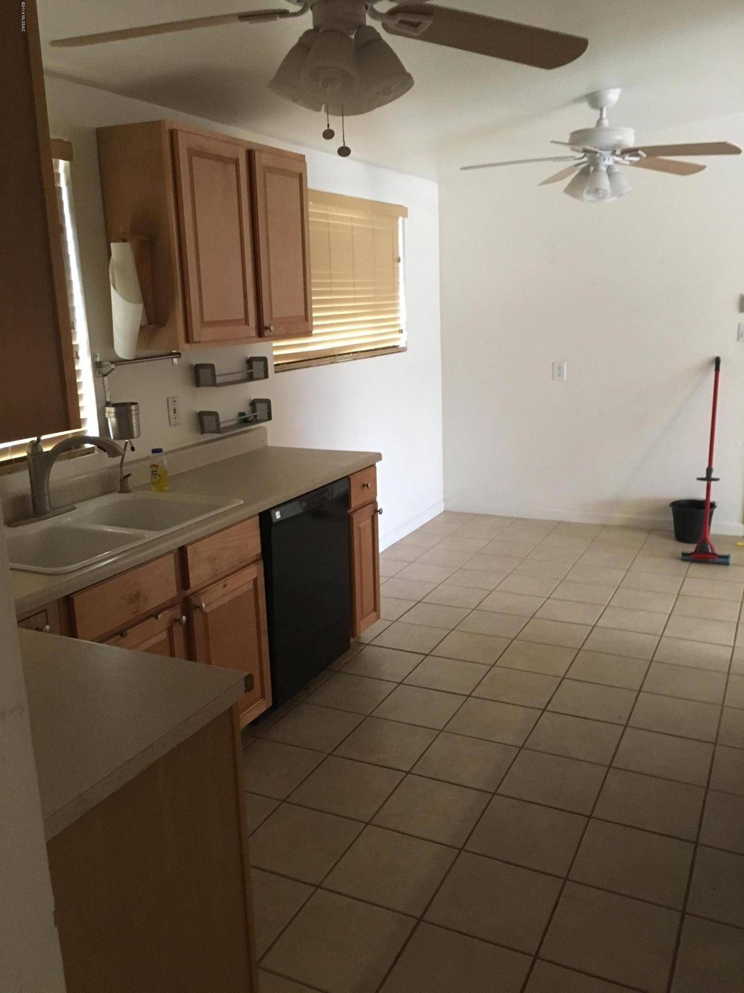 Tucson, AZ 85710,7401 E 18th Street