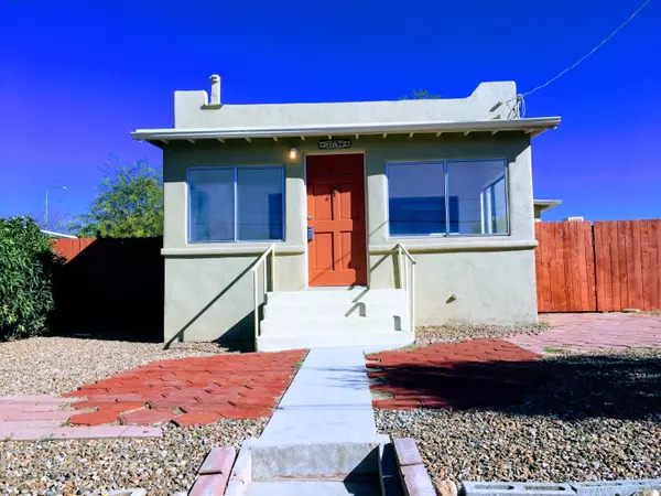 2734 N Castro Avenue, Tucson, AZ 85705