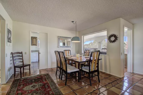 Green Valley, AZ 85614,965 W Camino Guarina