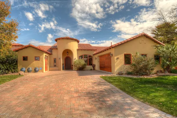 68 Via Campestre, Tubac, AZ 85646