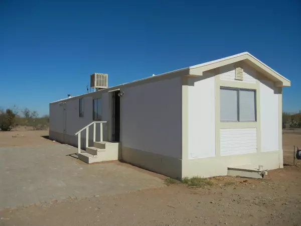 10201 N Feldman Road, Marana, AZ 85653