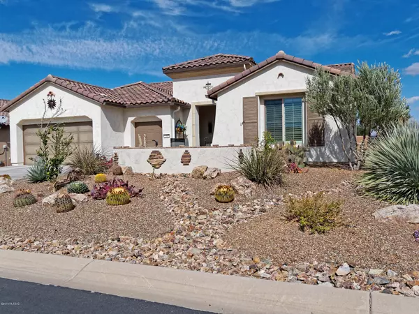 2285 E Coyote Wash Lane, Green Valley, AZ 85614