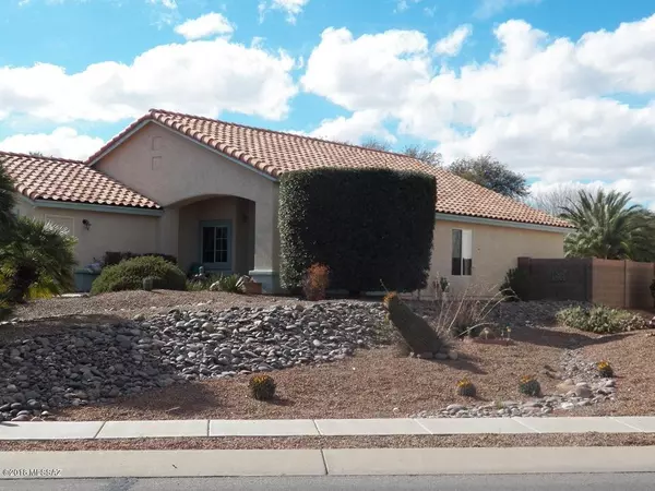 2459 N Vuelta Entera, Green Valley, AZ 85614