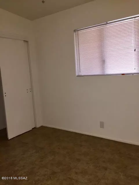 Nogales, AZ 85621,1324 W Camino de la Paloma