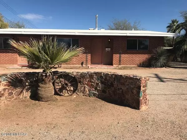 2116 N Treat Avenue, Tucson, AZ 85716