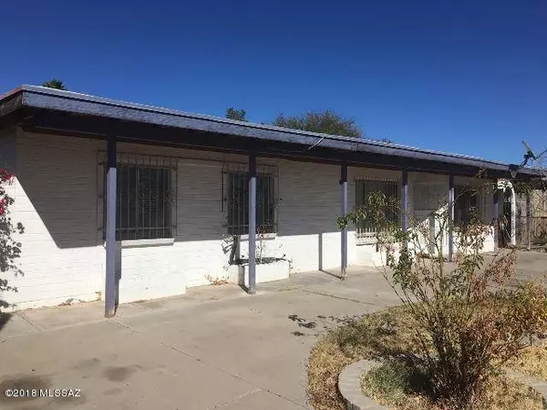 2303 E Louisiana Street, Tucson, AZ 85706