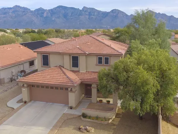 635 W Red Barberry Drive, Oro Valley, AZ 85755