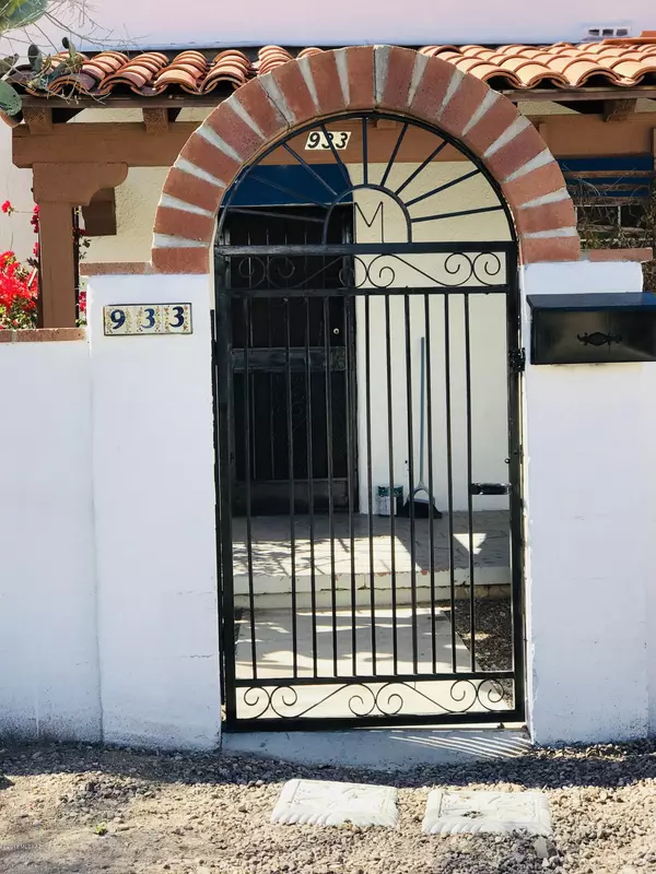 Tucson, AZ 85705,933 N Alder