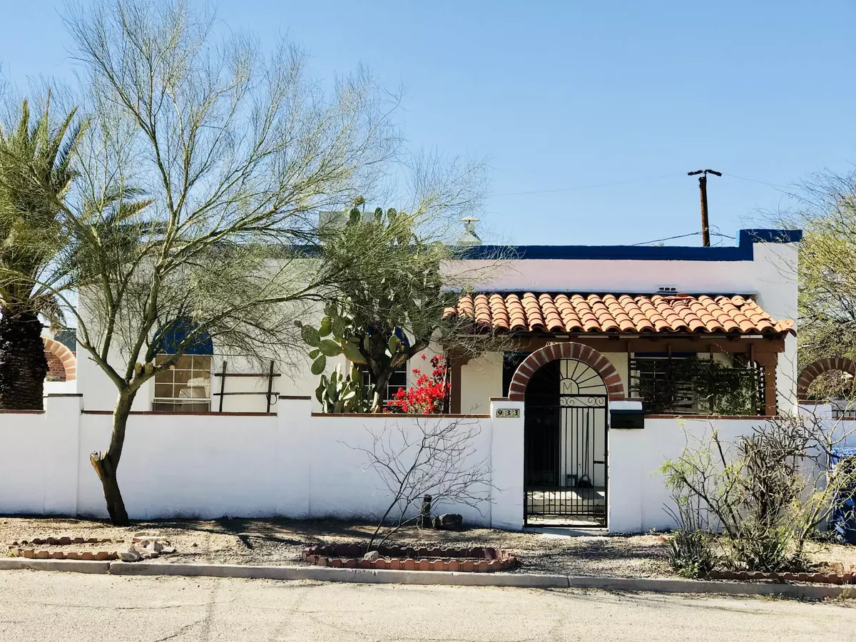 Tucson, AZ 85705,933 N Alder