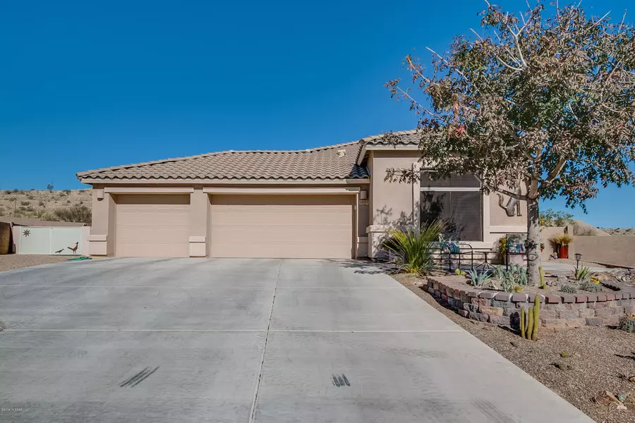 1082 W Placita Vargas, Green Valley, AZ 85614