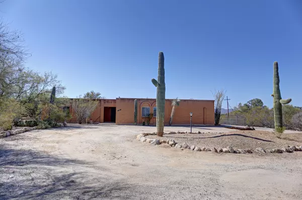 1721 W Caspian Drive, Tucson, AZ 85704