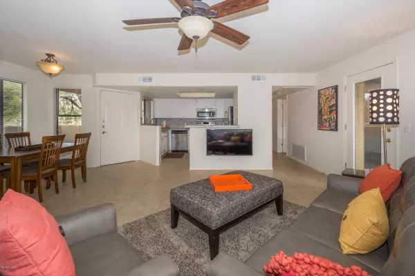 7255 E Snyder  #7205, Tucson, AZ 85750