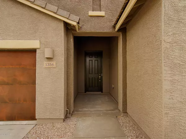 Sahuarita, AZ 85629,1356 E Stronghold Canyon Lane