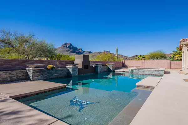 8439 N Ironwood Reserve Way, Tucson, AZ 85743