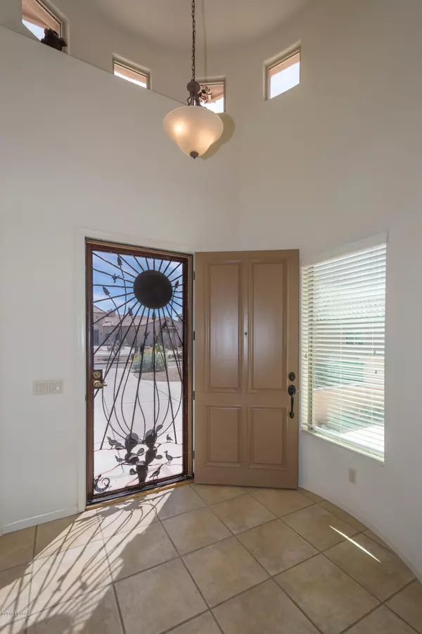 Marana, AZ 85658,12945 N High Hawk Drive