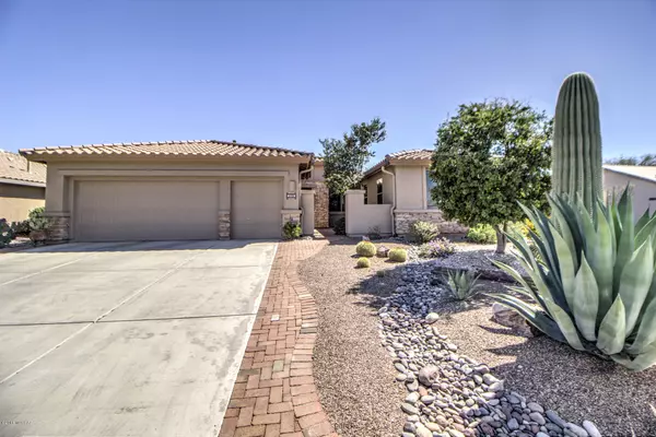 2456 E Mayview Drive, Green Valley, AZ 85614