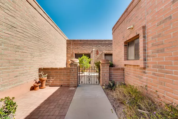 Green Valley, AZ 85622,1130 W Camino Del Pato