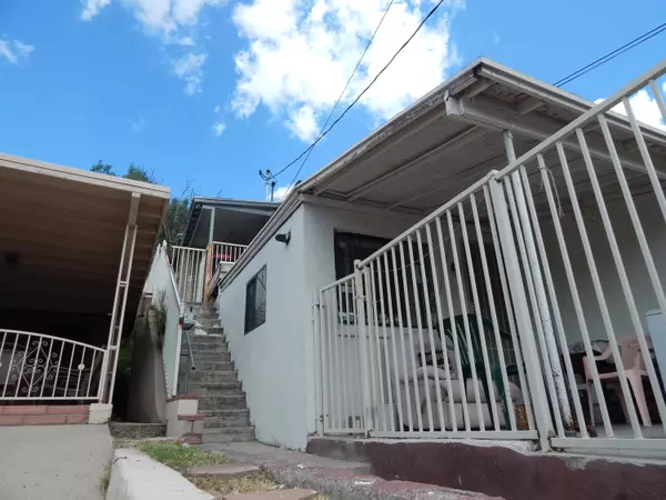 Nogales, AZ 85621,436/438 W Walnut Street