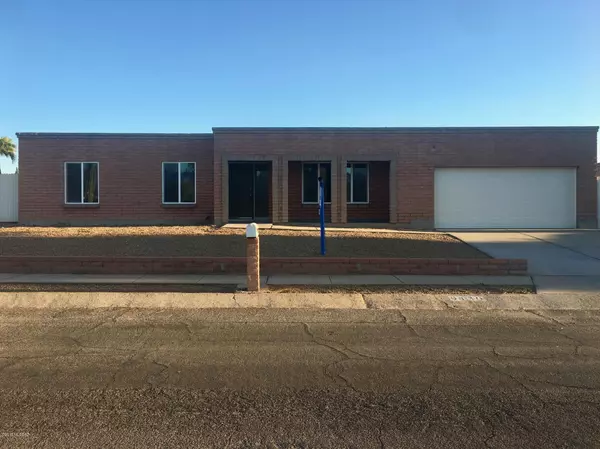 9430 E Rosewood Street, Tucson, AZ 85710