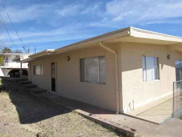 550 N Highland Drive, Nogales, AZ 85621