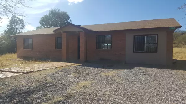 1035 Zorrita, Rio Rico, AZ 85648