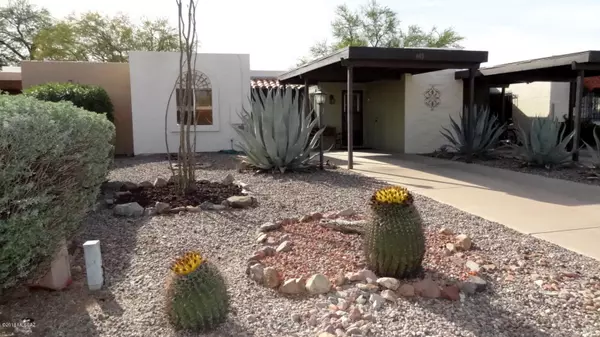 485 N Calle De Las Profetas, Green Valley, AZ 85614