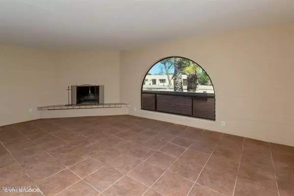 Green Valley, AZ 85614,641 N Abrego Drive