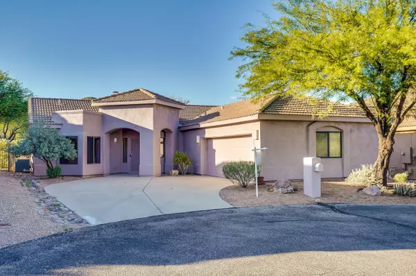 704 S Deer Bend Court, Tucson, AZ 85745