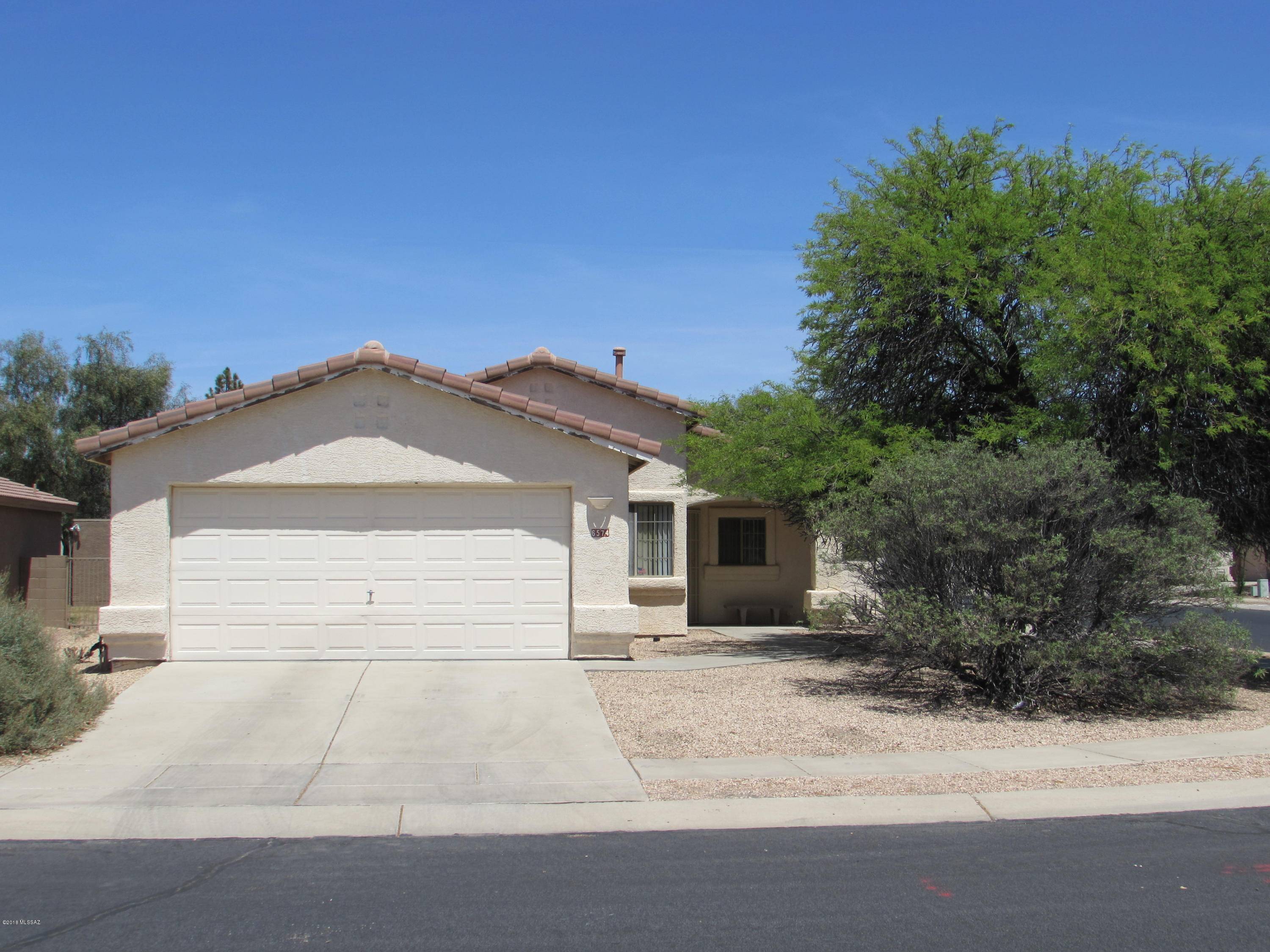 6574 W Blythe Place, Tucson, AZ 85743