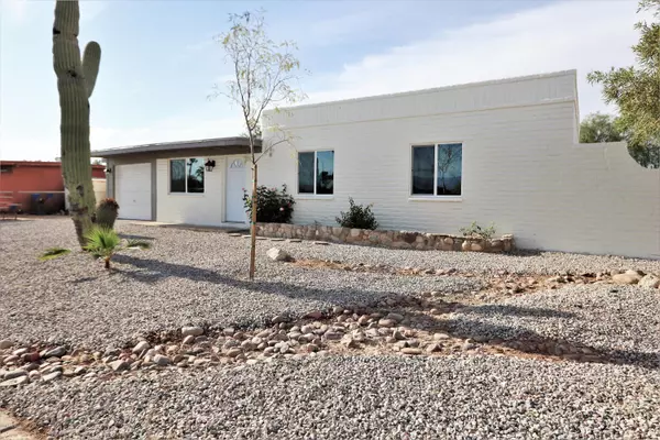 7282 E Pomegranate Street, Tucson, AZ 85730