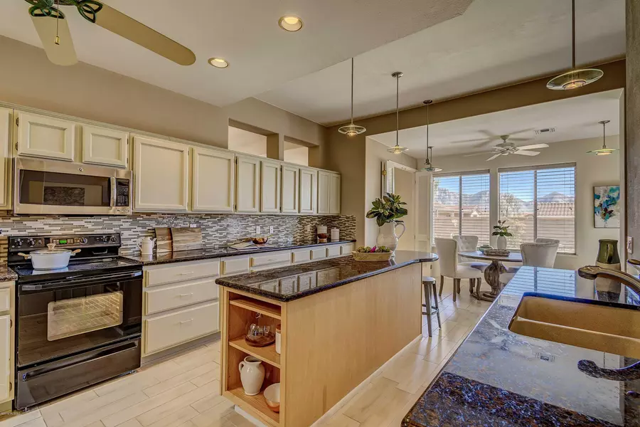 1084 E Ritz Court, Oro Valley, AZ 85755