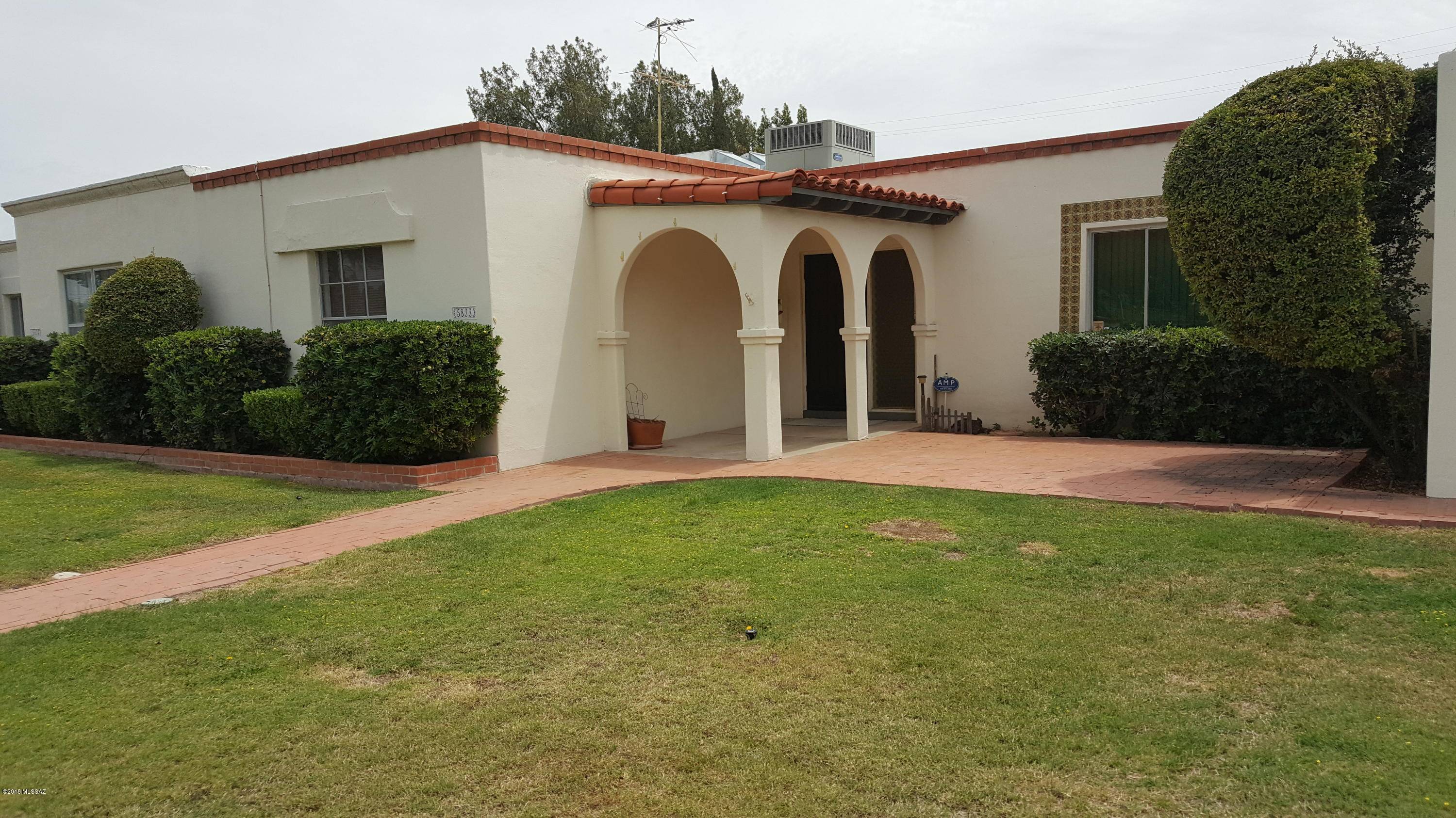 5822 E Grant Road, Tucson, AZ 85712