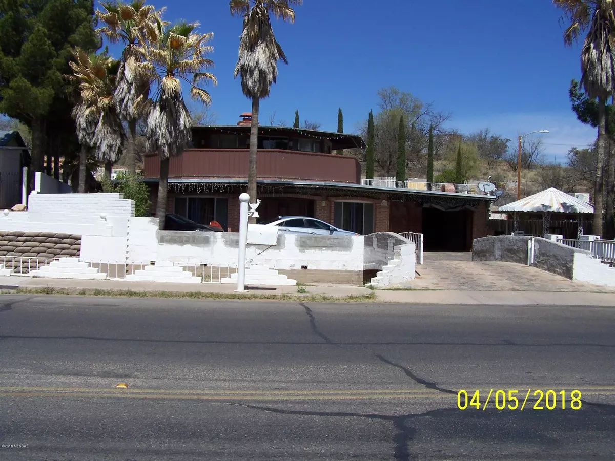 Nogales, AZ 85621,523 N Western Avenue