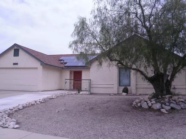 2697 W Calle de Dalias, Tucson, AZ 85745