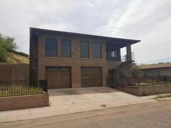 2148 N Placita Agave, Nogales, AZ 85621