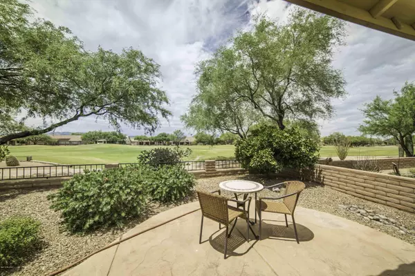 1273 N Birds Nest Road, Green Valley, AZ 85614