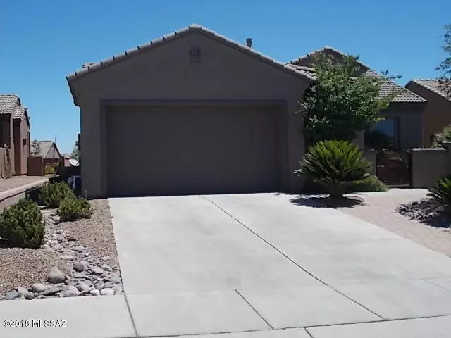 5929 S Meadow Hills Loop, Green Valley, AZ 85622