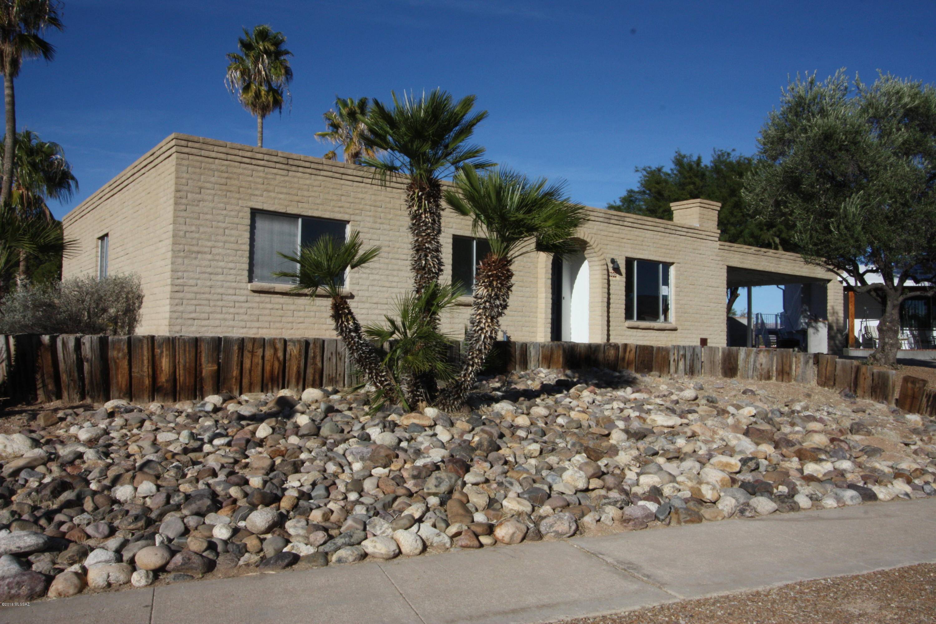 9645 E Vicks Place, Tucson, AZ 85748