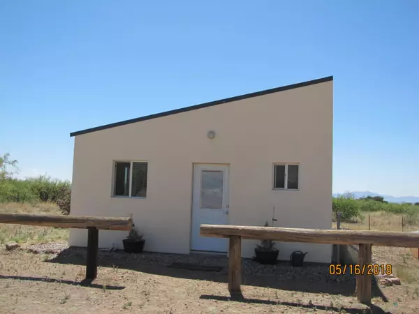 10324 E Sunrise Drive, Pearce, AZ 85625