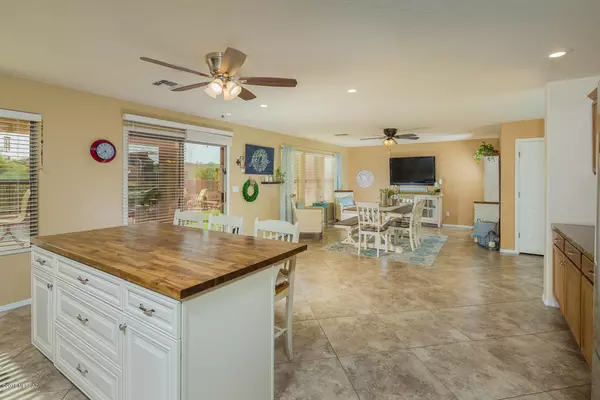 Oro Valley, AZ 85755,12971 N Desert Olive Drive