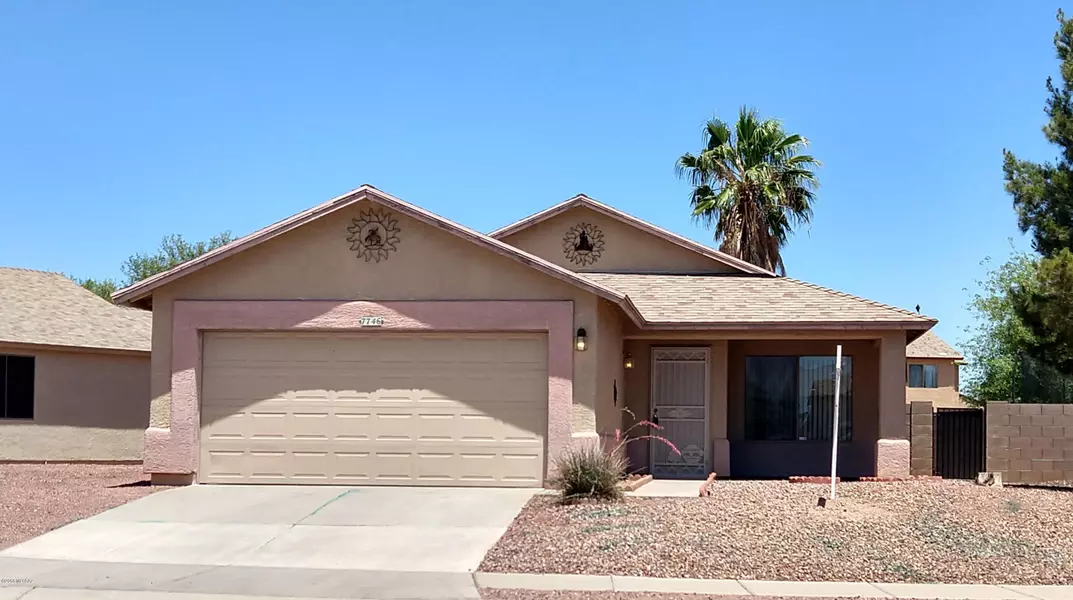 7746 S Meadow Spring Way, Tucson, AZ 85747