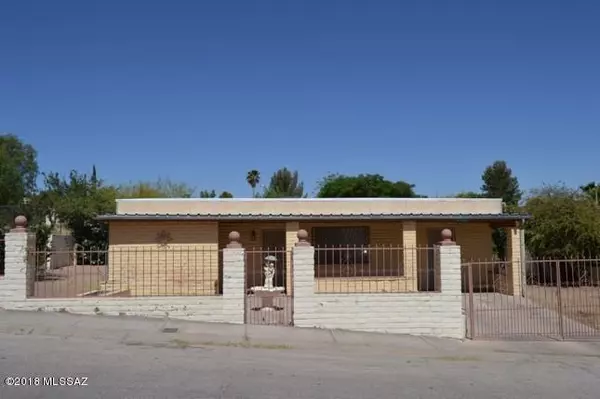 2348 N Calle Piedras Negras, Nogales, AZ 85621