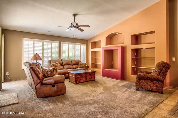 Green Valley, AZ 85614,1823 E Desert Lark Pass